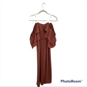 NWT LULUS Women’s Medium Off the Shoulder Ruffle Long Pant Romper